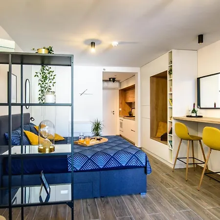 M&p- Lovely 1-bedroom With Free Parking Apartment