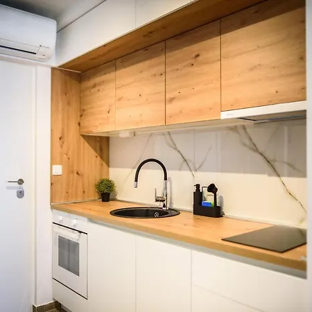 Apartment M&p- Lovely 1-bedroom With Free Parking