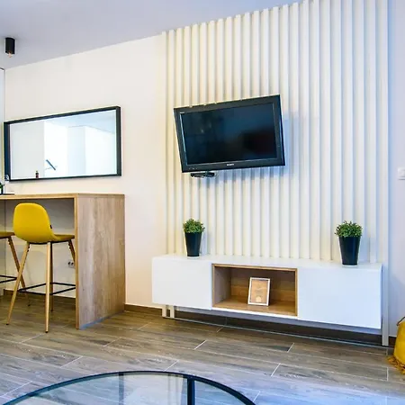 M&p- Lovely 1-bedroom With Free Parking Apartment Dubrovnik